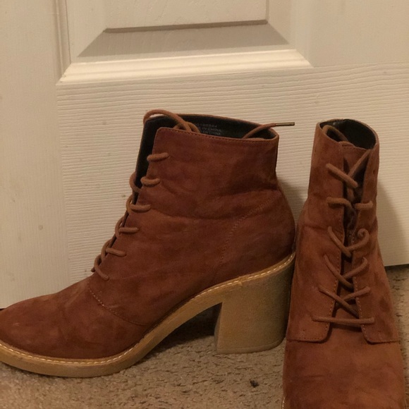 Heal shoes - Picture 2 of 3